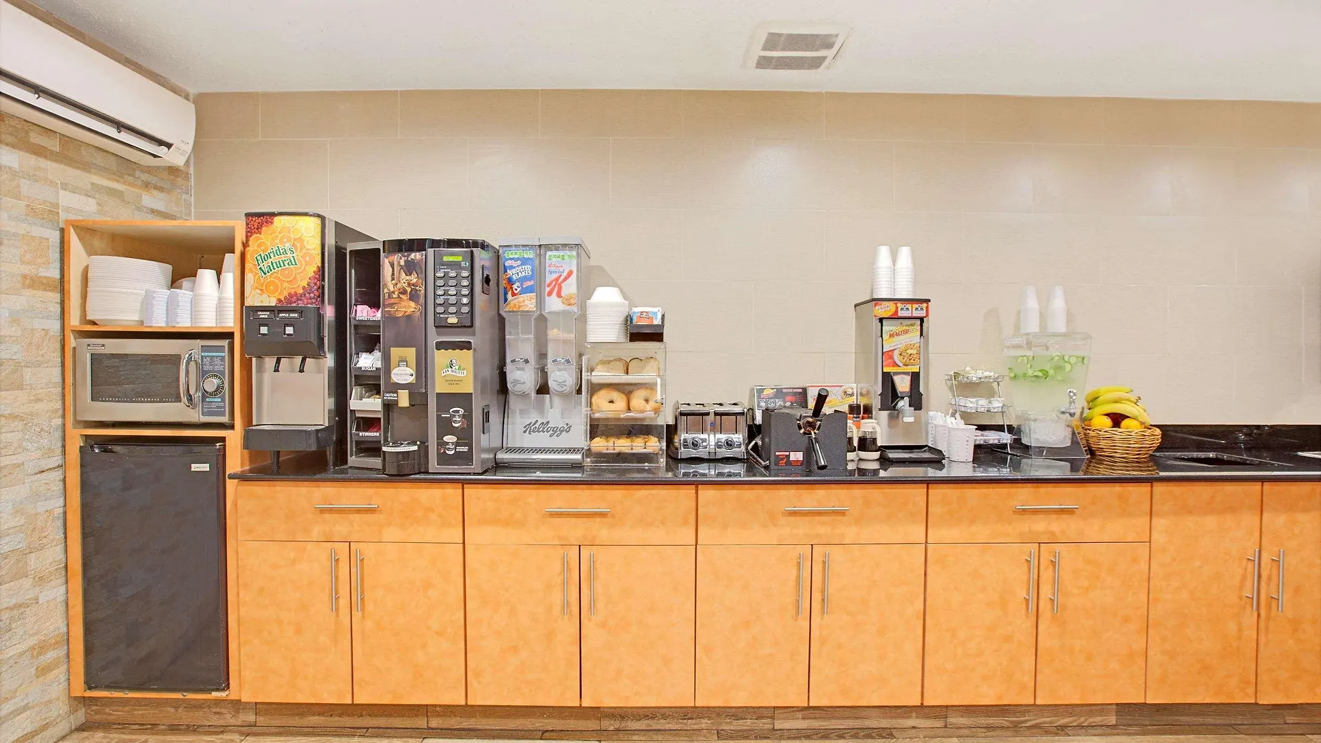 Hotel Quality Inn Jfk Airport Rockaway Blvd New York