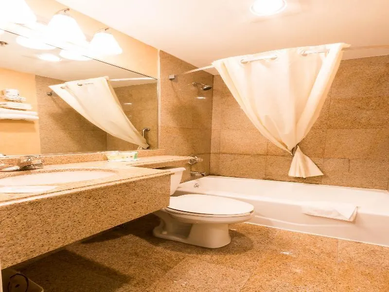 Quality Inn Jfk Airport Rockaway Blvd New York 2*,