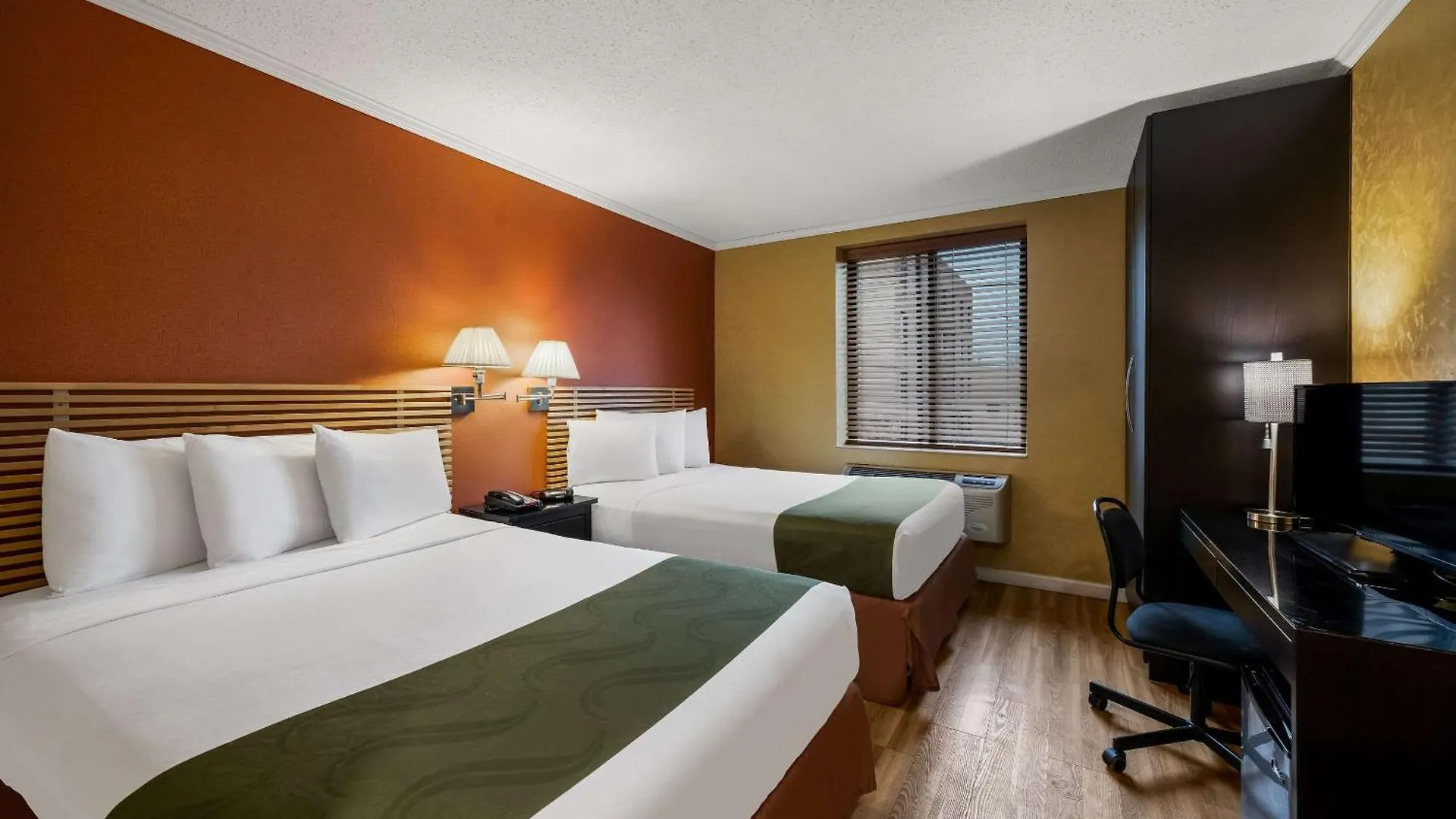 Hotel Quality Inn Jfk Airport Rockaway Blvd New York