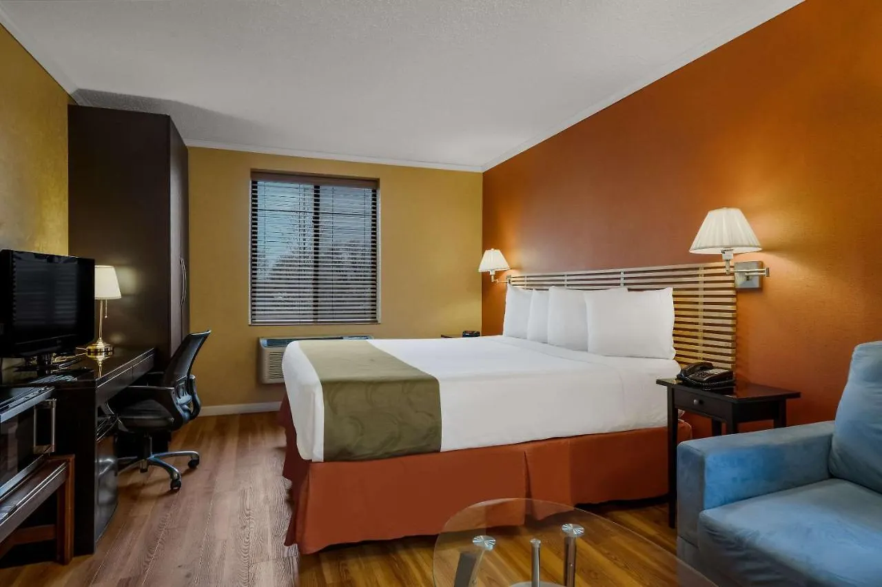 Отель Quality Inn Jfk Airport Rockaway Blvd Нью-Йорк